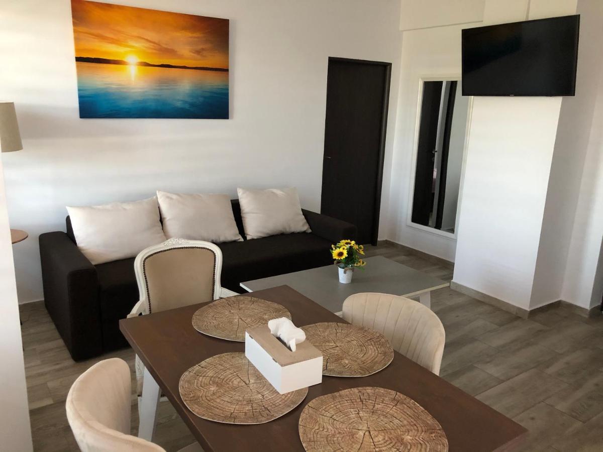 Lotus Northsea Apartment Mamaia Extérieur photo